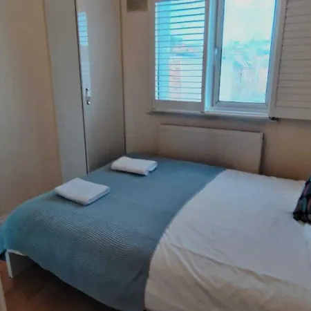 Kings In Kings Cross Apartment London