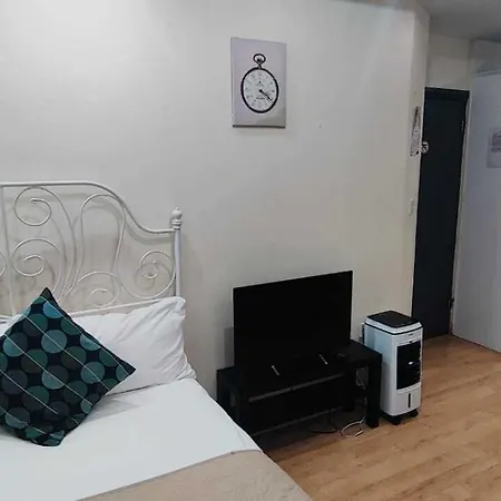 Kings In Kings Cross Apartment *