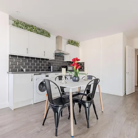Boutique Vertigo Kingston/london Apartment