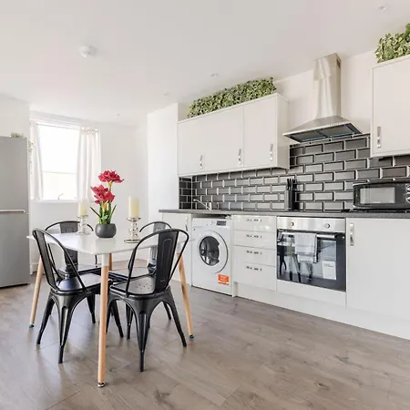 Boutique Vertigo Kingston/london Apartment *