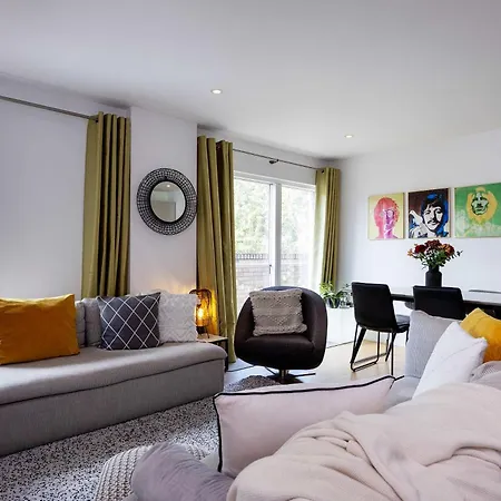 Apartment Veeve - Here Comes The Sun