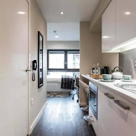For Students Only Premium And 2 Bed At Chapter Old Street In Apartment London