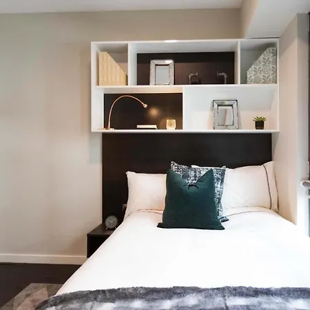 Apartment For Students Only Premium And 2 Bed At Chapter Old Street In