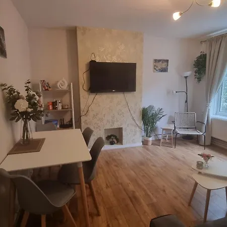 Apartment The Pearl Of Greenwich - Two Bedroom Flat Next To Cutty Sark London