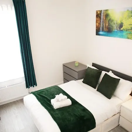 Guest house Cricklewood Deluxe Ensuite London