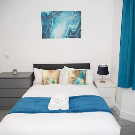 Cricklewood Deluxe Ensuite Guest house