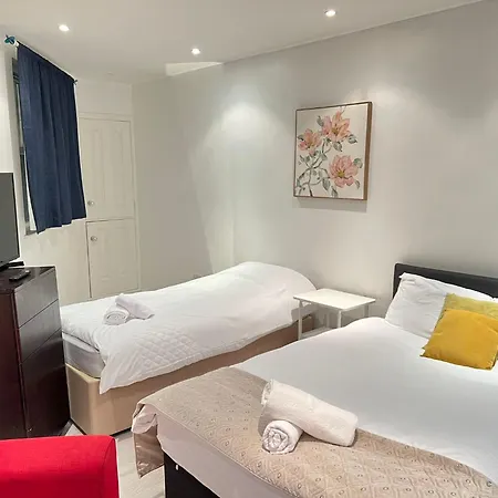 Fulham Guest house London