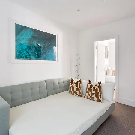 2 Bedroom In Covent Garden Sleeps 6 Apartment London