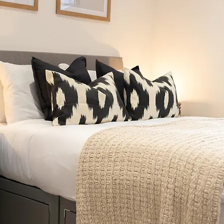 One And Two Bedroom Near Holloway Train Station By Belvilla Apartment *