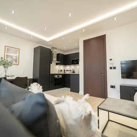 Apartment One And Two Bedroom Near Holloway Train Station By Belvilla London