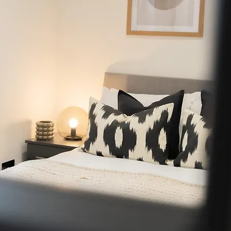 Apartment One And Two Bedroom Near Holloway Train Station By Belvilla