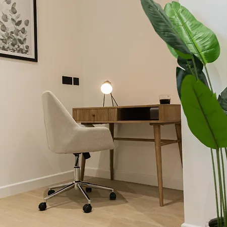 One And Two Bedroom Near Holloway Train Station By Belvilla