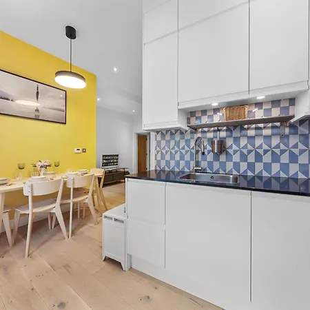 Trendy 2 Bed Flat In Greenwich With Car Parking Londres