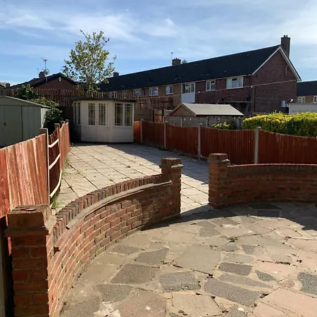 Holiday home Cold Harbour Entire 3 Bed House - Free Parking *