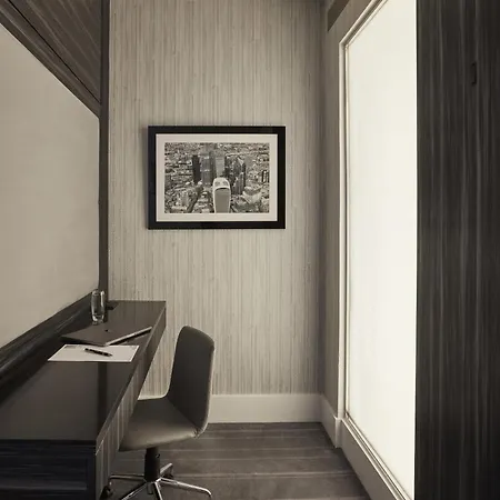 Hotel Eccleston Square 4*