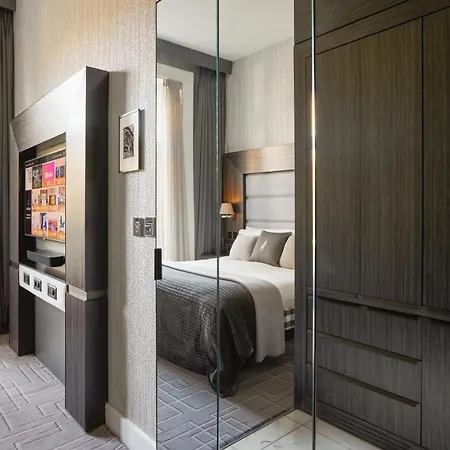 Eccleston Square Hotel