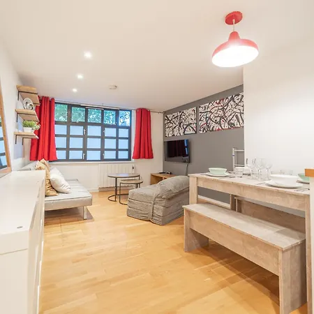 Modern Flat In Prime Location Near Shoreditch & Brick Lane Apartment *