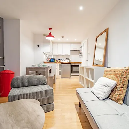 Modern Flat In Prime Location Near Shoreditch & Brick Lane London