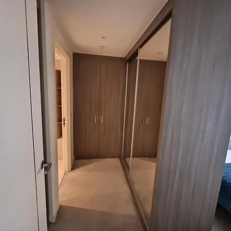 Lt Riverview East Greenwich Apartment *