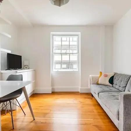 Apartment 1 Bed With Roof Terrace