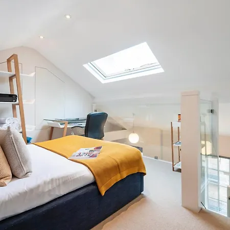 Arcore Premium Bloomsbury Apartment