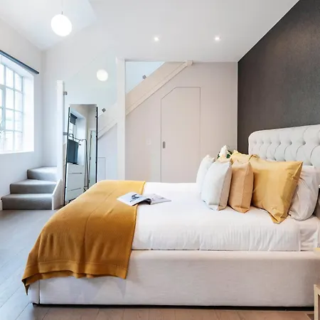 Arcore Premium Bloomsbury *