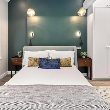 Be - The Chinatown Residences Apartment *