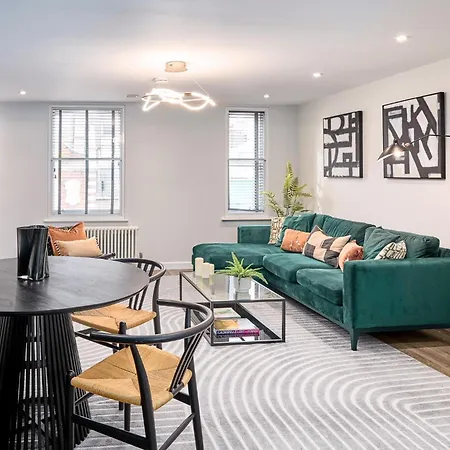Be - The Chinatown Residences * Londra