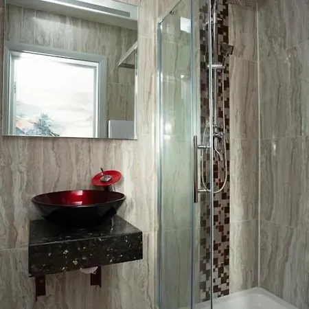 Private Boutique London