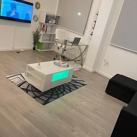 Apartment Nest Goodmayes