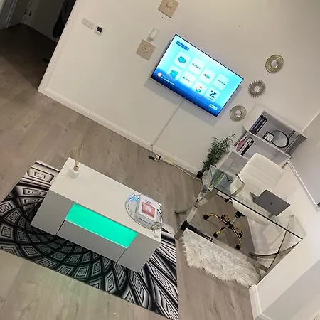 Apartment Nest Goodmayes