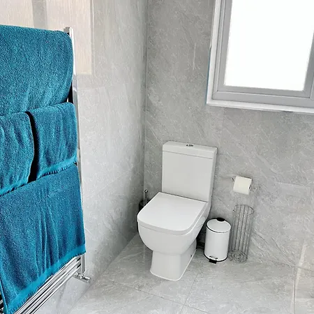 Apartment Private Luxury One Bedroom With Parking Palmers Green