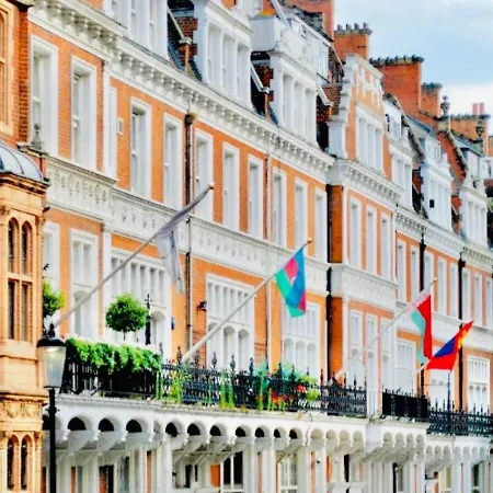 Apartment 2 Bedroom Flat In Diplomatic Enclave In Kensington London