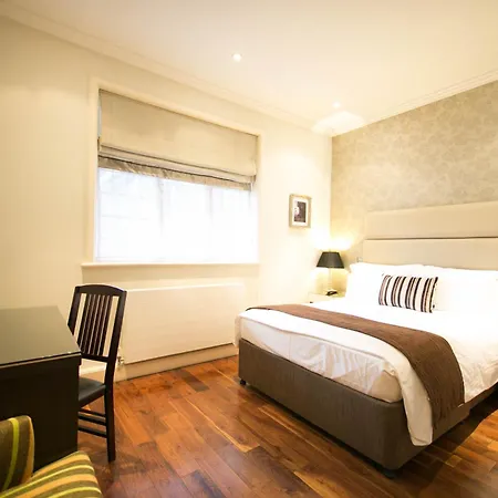 Hotel The Pillar London