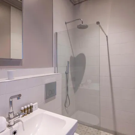 The Cleveland Arms Iv Apartment
