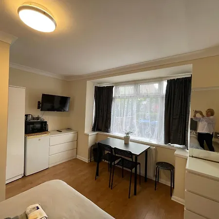 Guest house Kensal 2