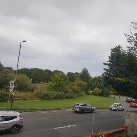 South London * Mitcham