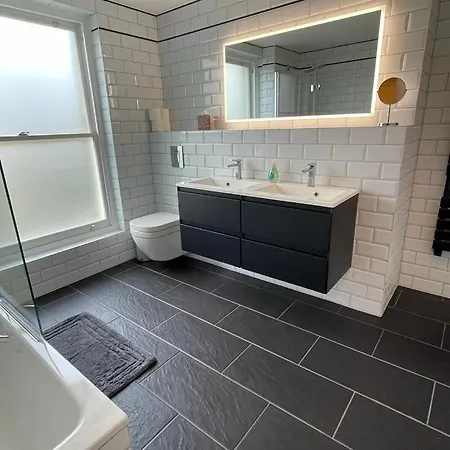 Apartment Luxury In Belsize Park London
