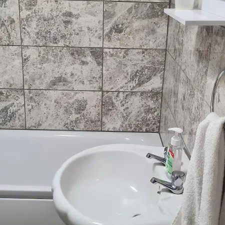 Apartment 2 Bed Flat Silver Street Near Tottenham Hotspur Stadium Edmonton