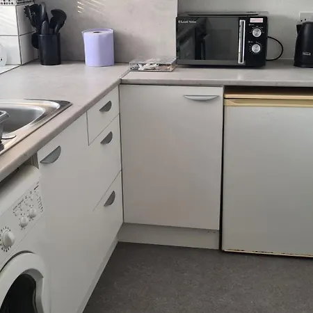 2 Bed Flat Silver Street Near Tottenham Hotspur Stadium Apartment *