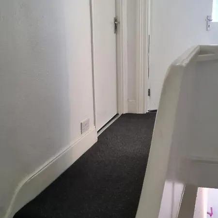 2 Bed Flat Silver Street Near Tottenham Hotspur Stadium *