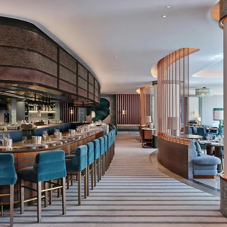 Four Seasons At Park Lane 5*
