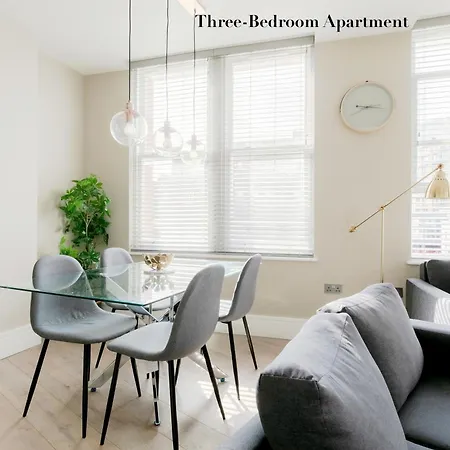 Superb Opposite Edgware Road Station * London