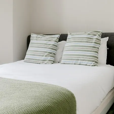 Superb Opposite Edgware Road Station Apartmán