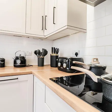 Stunning 5 Bed House In Clapham - Free Wifi! Сasa de vacaciones
