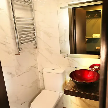 Private Boutique *