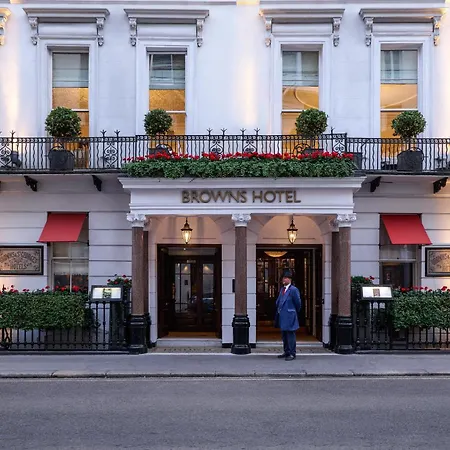Brown's Hotel, A Rocco