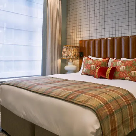 Hotel The Tophams 4*