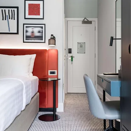 Mornington Kensington, Bw Premier Collection Hotel Londres