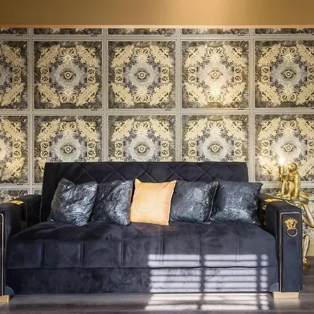 Luxury Versace Sleeps10 Hottub Pool Table Skytv Villa *